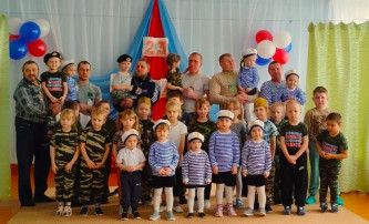 Спортивное развлечение "А ну-ка, папы!" Спортивное развлечение "А ну-ка, папы!".